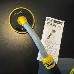 Underwater Metal Detector with Yellow and Black Design